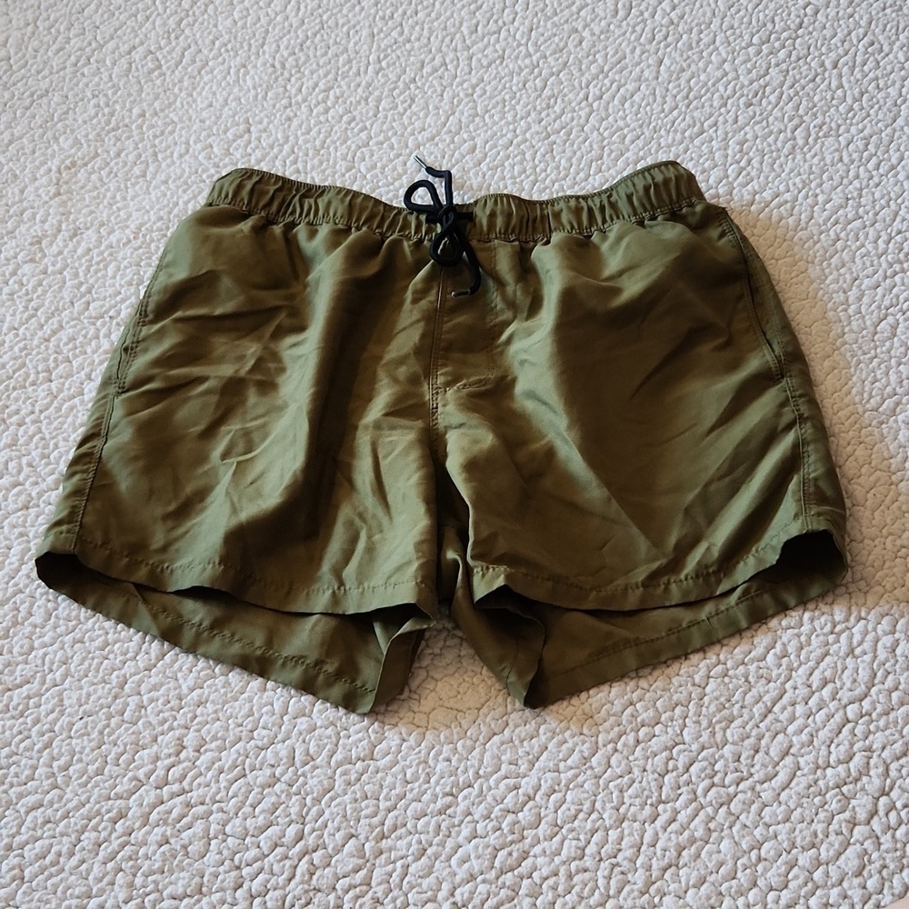 Asos Activewear Mesh Lining Army Green Classic Fit Shorts